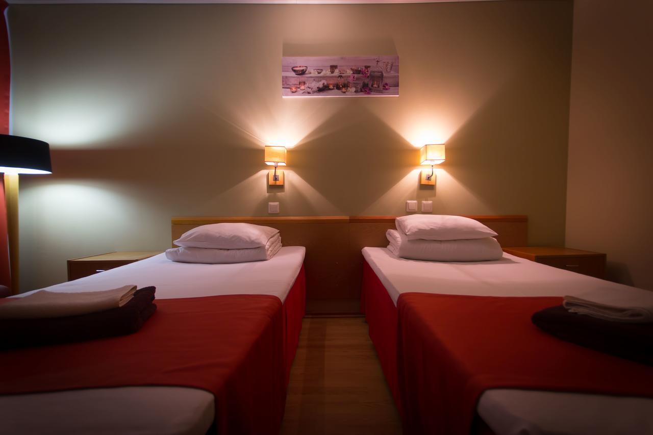 Peoleo Hotell Laagri Εξωτερικό φωτογραφία