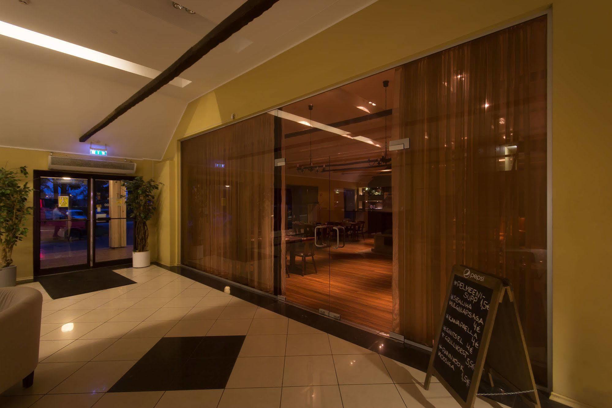 Peoleo Hotell Laagri Εξωτερικό φωτογραφία